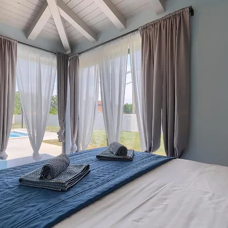 Lovely In With Sauna Holiday home *