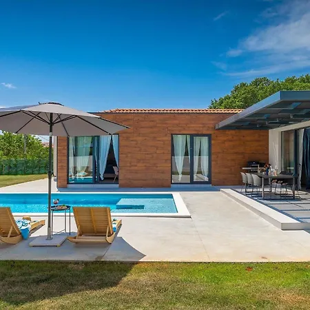 Beautiful In With Sauna Prázdninový dům Rovinjsko Selo