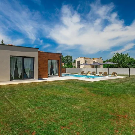 Beautiful In With Sauna Prázdninový dům Rovinjsko Selo