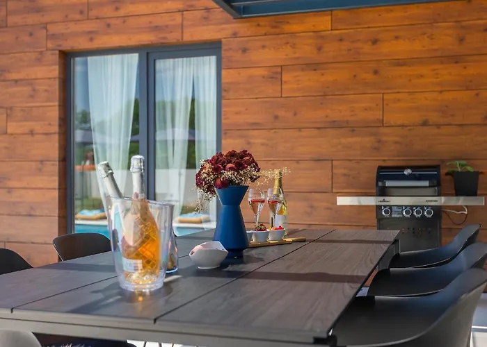 Beautiful In With Sauna