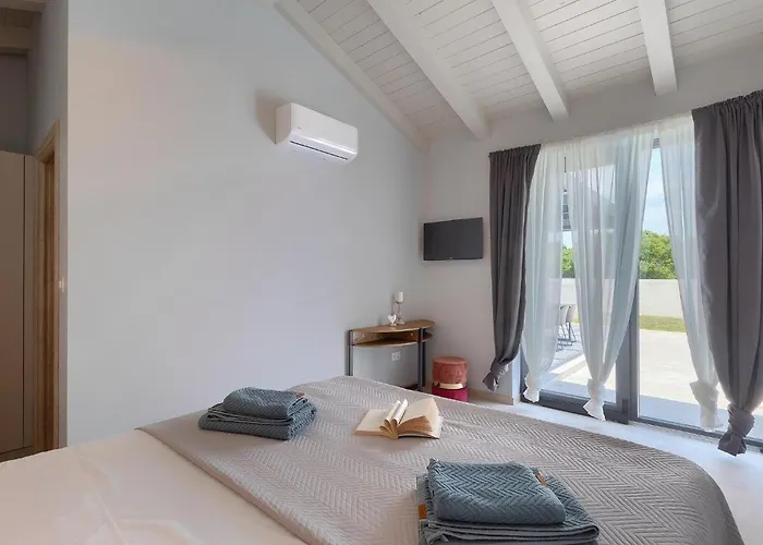 Beautiful In With Sauna *